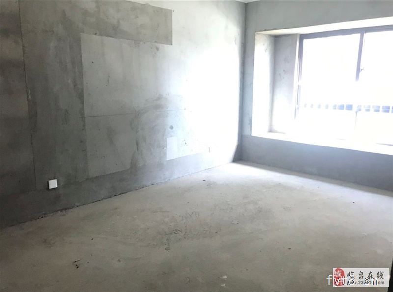 临泉碧桂园4室2厅1卫93万元