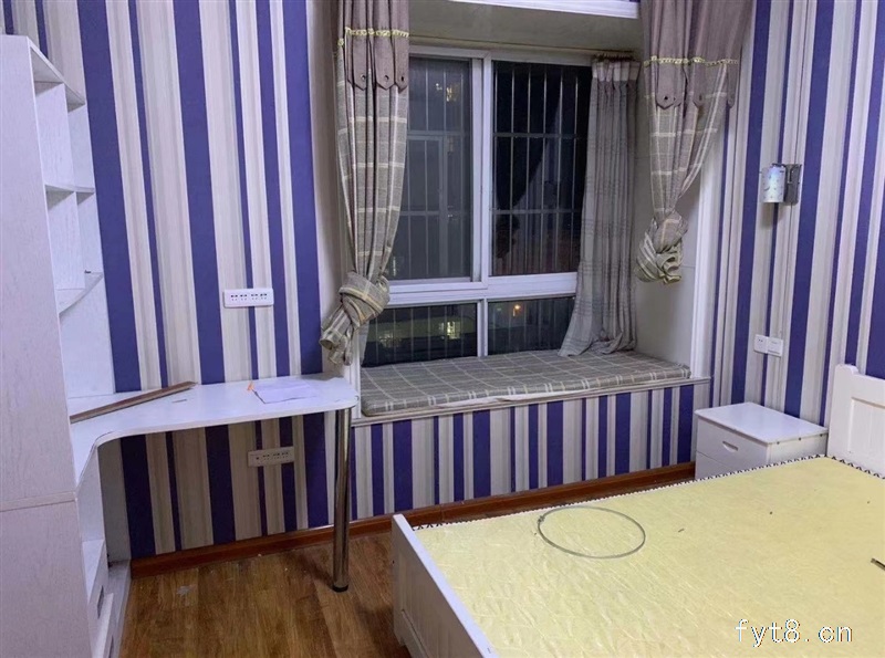 精装修,家电齐全水榭花都3室2厅1卫1500元/月